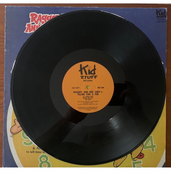 Vintage 1981 Raggedy Ann & Andy Telling Time is Fun Mint Condition LP - Picture 3 of 3